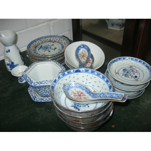 171 - An assortment of Oriental china comprising bowls, dishes, spoons etc as per picture