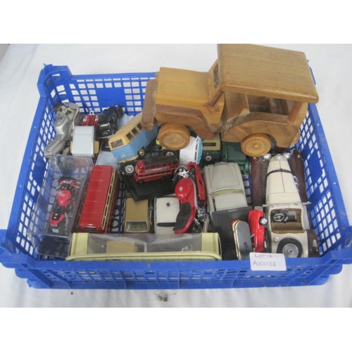 4 - A tray of die cast model cars and motorcycles, including Matchbox, Corgi, and a wooden Jeep