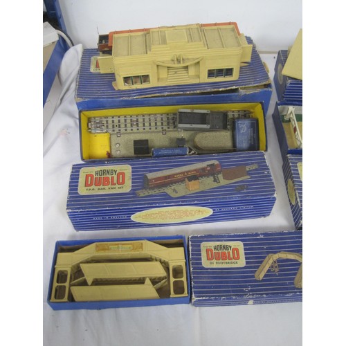 2 - A selection of Hornby Dublo lineside buildings to include two stations, level crossing and signal bo... 