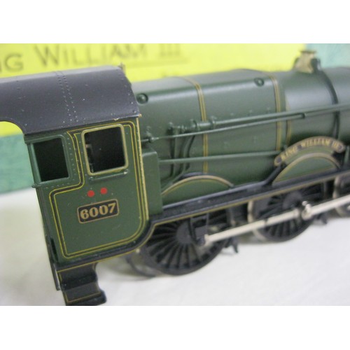 334 - Fulgerex brass King class professionally painted and named King William 3rd
Tested and runs forwards... 