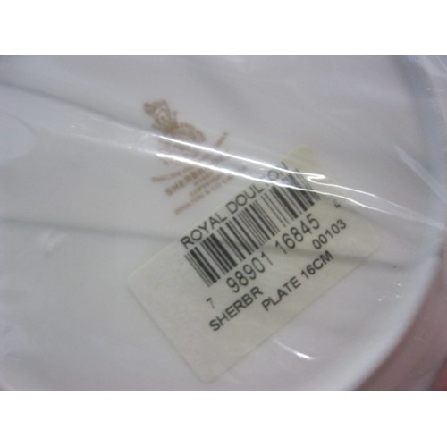 252 - Royal Doulton Sherbrooke Pattern - new and never removed from packaging, with labels - 3 tall tea cu... 