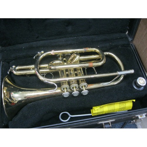 130 - A Selmer Bach CR310 Shepherd's Crook Cornet, cased with mouthpiece and cleaning rod, in good solid c... 