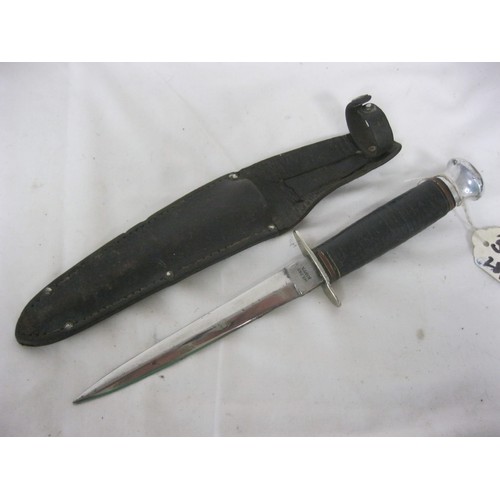 341 - A 1940/50s vintage fishing knife by Milbro Kampa, made in Sheffield, Fairburn Sykes type blade in go... 