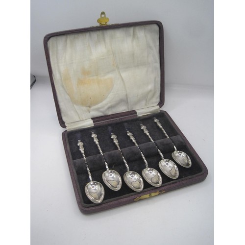 197 - A set of six silver Apostle teaspoons in fitted case, hallmarked for Birmingham 1903, approx weight ... 