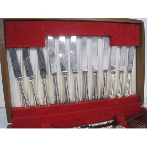 158 - A canteen of Frank Jarvis & Co cutlery in presentation box