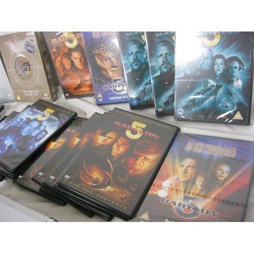 59 - A large assortment of mainly Science Fiction on DVD & BlueRay including Blake's 7 box sets Series 1 ... 