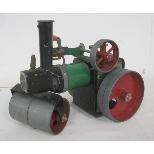 118 - A vintage Mamod steam roller