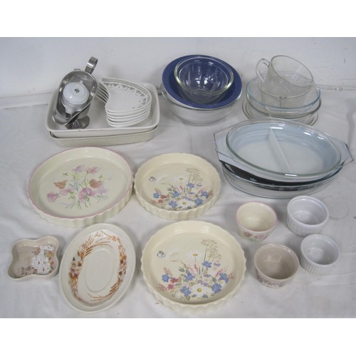 40 - A large quantity of Glass and pottery items to include Poole pottery flan dishes, Summer glory Gravy... 