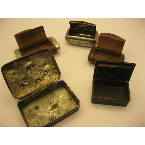 87 - Assorted snuff boxes to include wood and metal examples