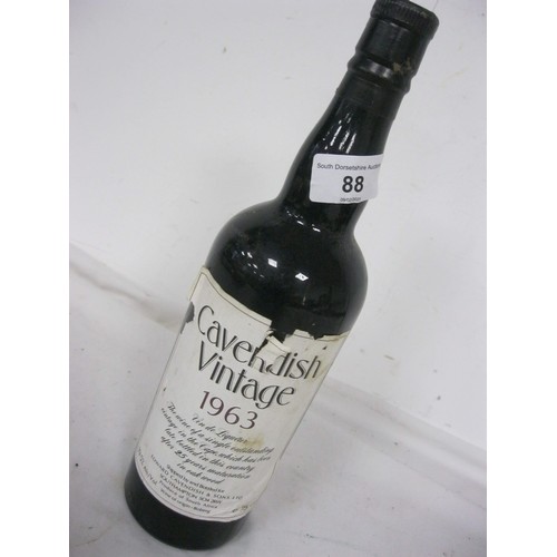 88 - A bottle of South African Cavendish Vintage 1963 Vin de Liqueur Port, in apparent good order, sealed... 