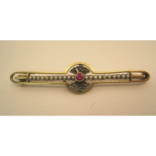 117 - Gold 9k bar brooch with Ruby and seed pearls total weight 3.12