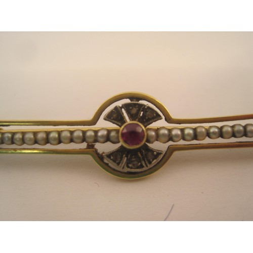 117 - Gold 9k bar brooch with Ruby and seed pearls total weight 3.12