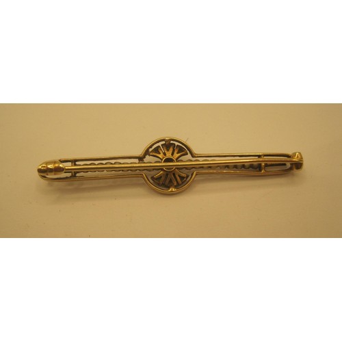 117 - Gold 9k bar brooch with Ruby and seed pearls total weight 3.12