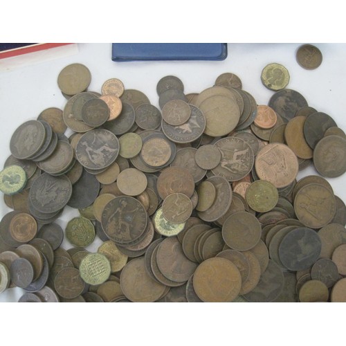 112 - Mainly British pre-decimal coins, Victoria, Edward VII, George V, pennies, half pennies, etc, (conte... 