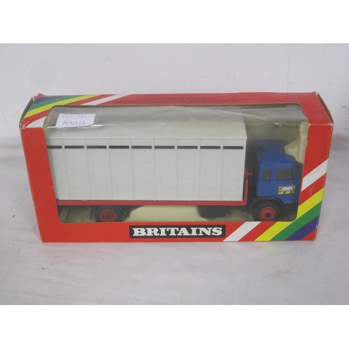 121 - Britains 9580 Animal Transporter, boxed. Light storage to box