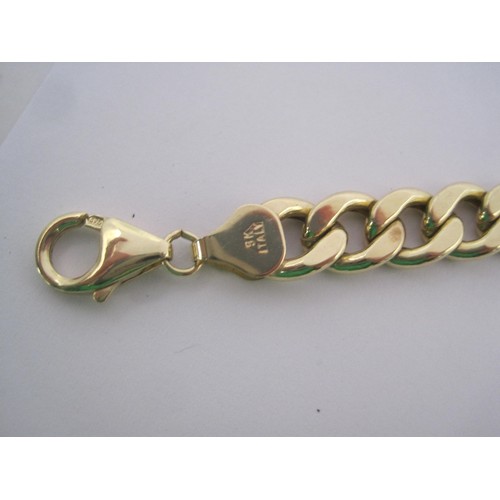 165 - A 9 carat imported gold bracelet of hollow curb links, length approx. 20cm, weight approx. 10.7g, st... 