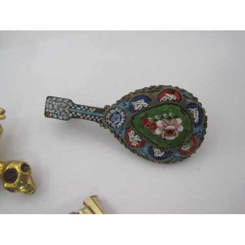 173 - A small quantity of costume jewellery - a gold-plated neck chain, length 81cm; a mosaic mandolin bro... 