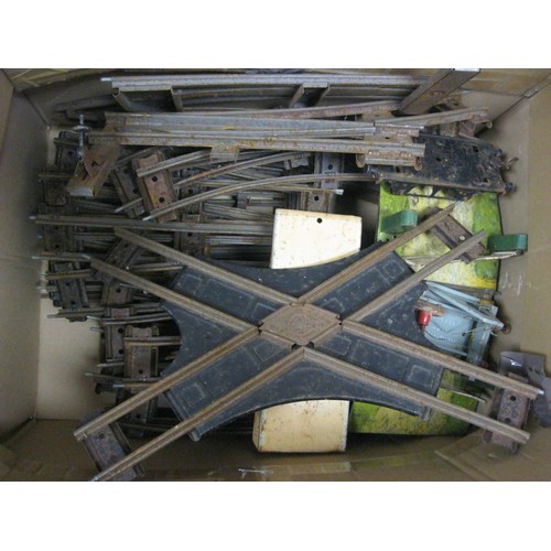 212 - An assortment of Hornby O Gauge track