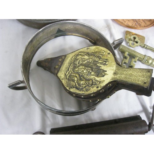 230 - A large tub of brasswork and other items including a copper frying pan, brass charger decorated with... 