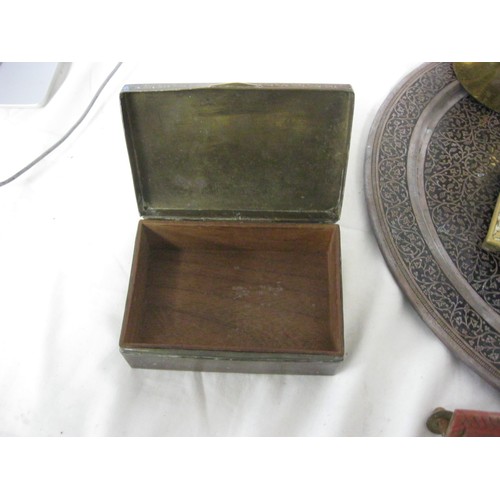 229 - A selection of Oriental and other brass and metalwork including a wood-lined cigarette box, coffee p... 