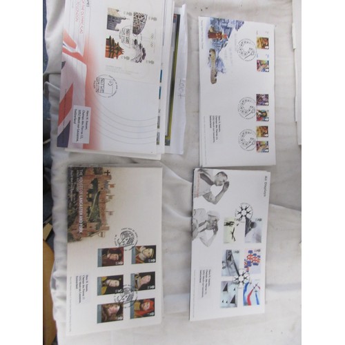 147 - A box of first day covers, 1977 to 2008