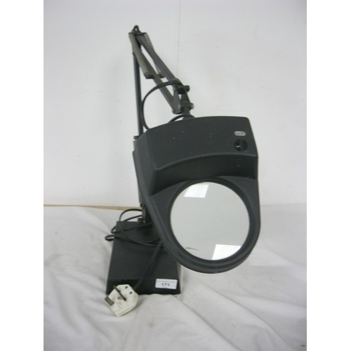 171 - A Contrast Lighting Luxo 4943 magnifying work lamp, made in Italy