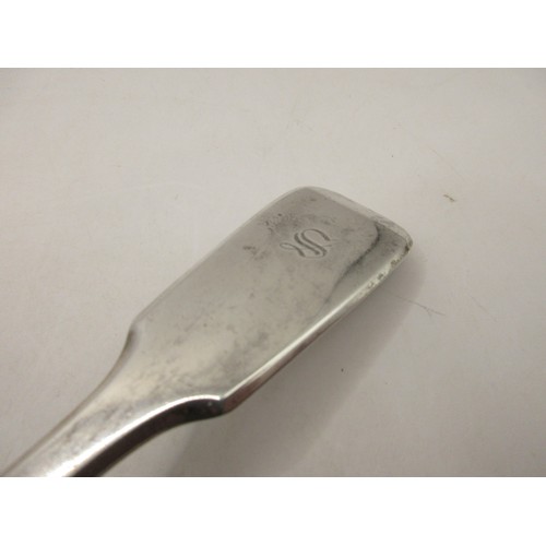 42 - A substantial sterling silver ladle in overall good order (slight denting to bowl), monogrammed 'S' ... 