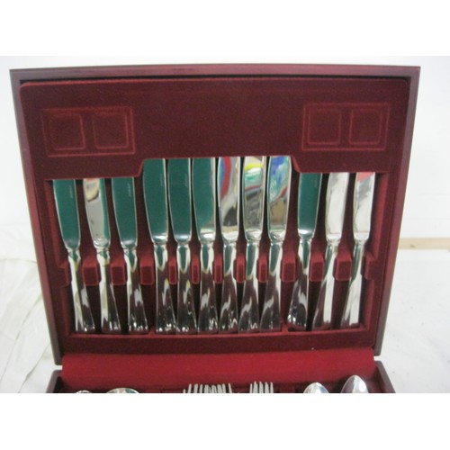 36 - A six-setting canteen of Viners Table Top Collection cutlery in stainless steel, grade 18/10.  Appar... 