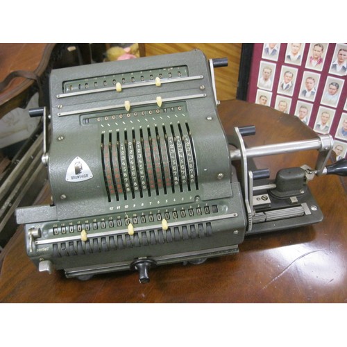 197 - A green Brunsviga mechanical calculator in very good cosmetic condition