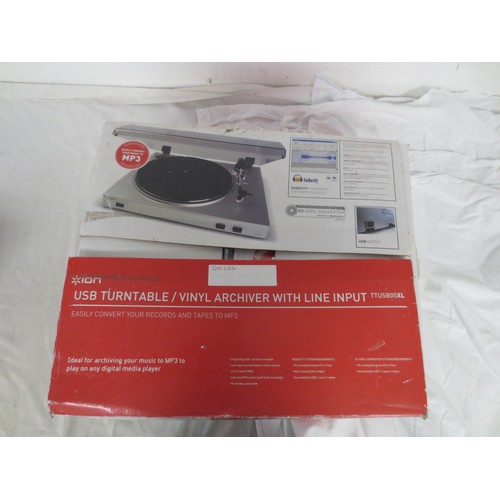 33 - An Ion USB turntable / vinyl archiver, boxed