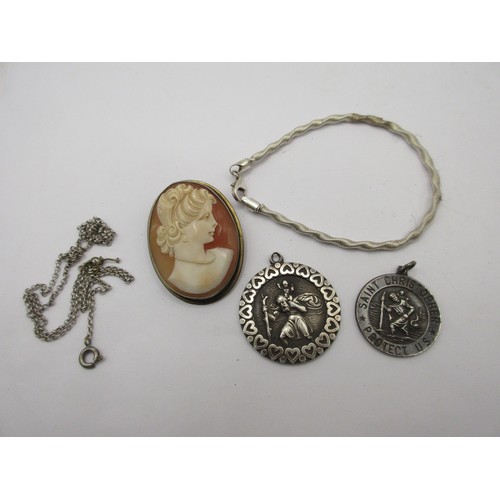 198 - An Italian 925 silver heart bracelet and other silver jewellery including cameo brooch and St Christ... 