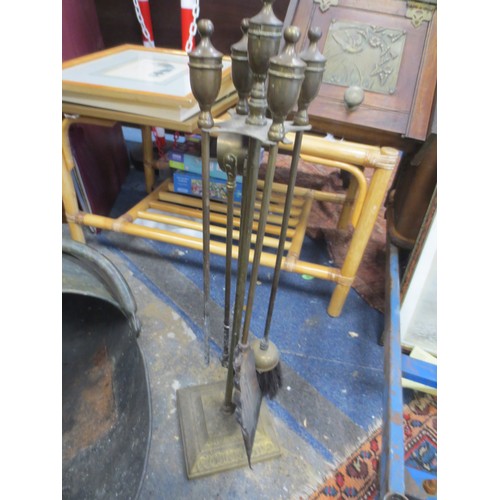 206 - Brass/Copper Coal Bucket Companion Set and Kettle