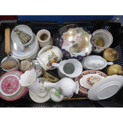 191 - A box of china and brass collectables