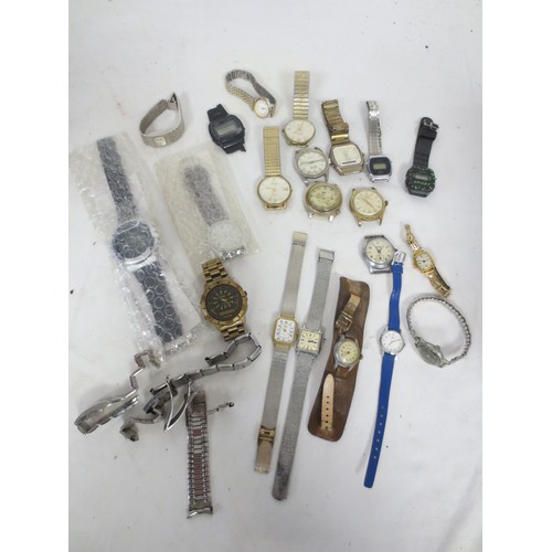 209 - A mixed assortment of mainly manual watches, some running examples including a Kienzle 19 jewel auto... 