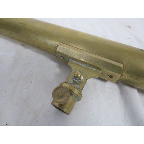 194 - A vintage style brass telescope marked on the lower section for Stanley of London, in good overall c... 