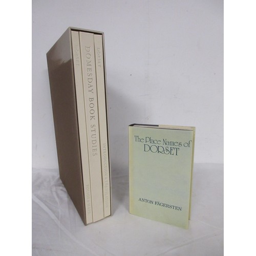 Lot 4         