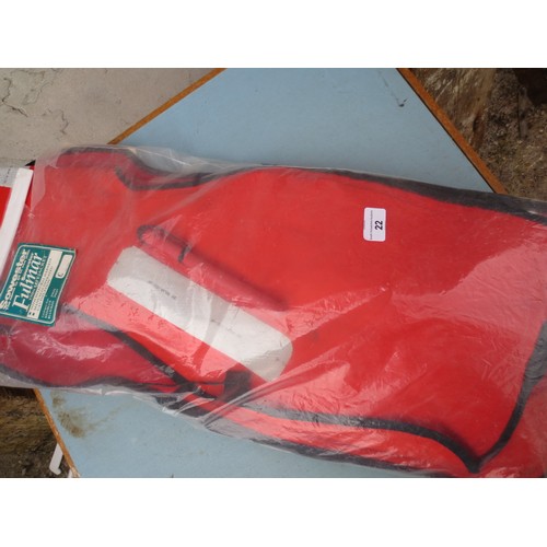 Lot 22        