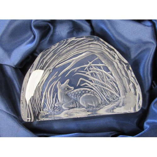 40 - Two china boxes and a crystal paperweight - a Royal Worcester L/S Round China box to celebrate QEII ... 