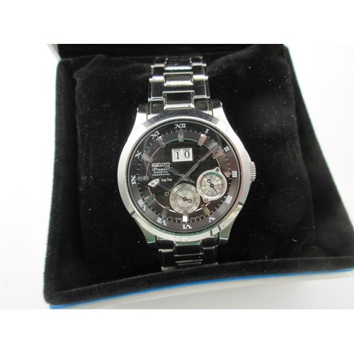 11 - Seiko Premier Kinetic Perpetual gents wristwatch, with original box, spare links, instructions and g... 