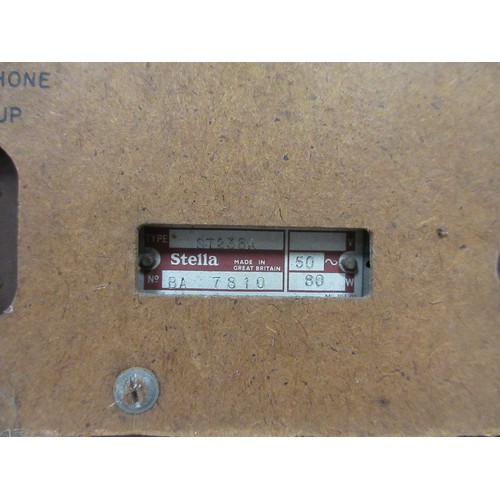 52 - A vintage valve radio in decent cosmetic condition