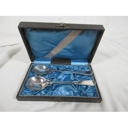 117 - A cased set of antique Dutch .925 silver bon-bon spoons with barley twist shafts, in very good order... 