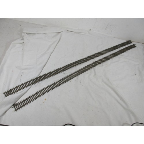 146 - A  selection of Peco pre used track ,some still with track pins in situ. The track is in fair condit... 