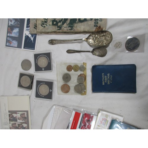 152 - A Selection of First day covers,  two Stamp Albums, old 10 shilling note ( not in the best condition... 