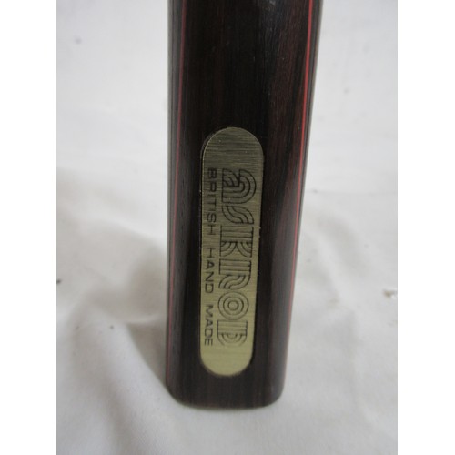 52 - A vintage snooker cue in hand-made carry case