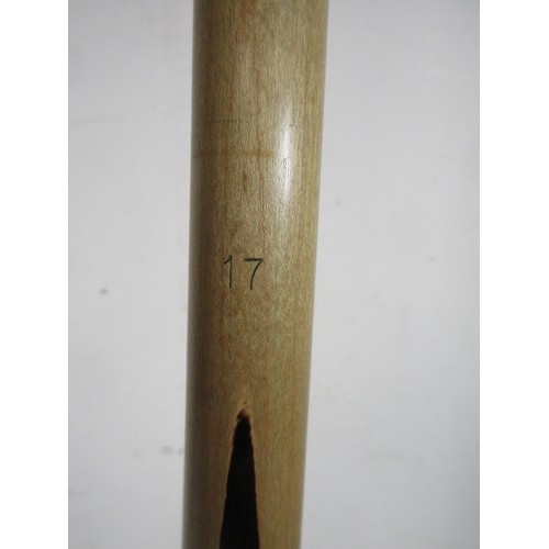 52 - A vintage snooker cue in hand-made carry case