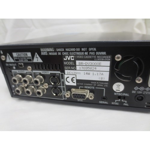 47 - A JVC BR-DV3000 Mini VCR