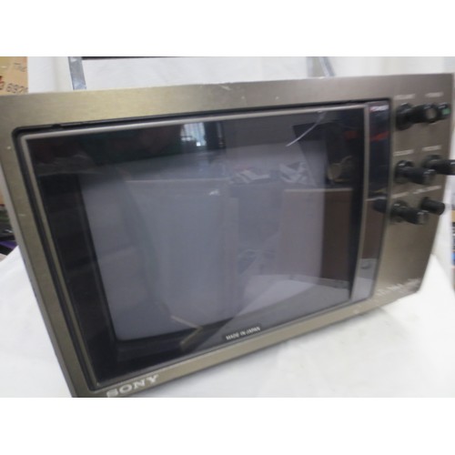 44 - A Sony PVM-900ME Colour Trinitron Video Monitor