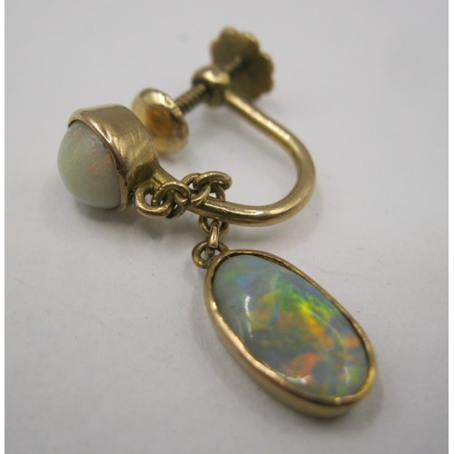 11 - One gold and opal screw-fasten pendant earring, gross approx. 1.9g,  acid test positive for 9 carat ... 