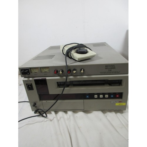 20 - A Sony UVW 1800P Betacam SP VCR + Remote SVRM 100A