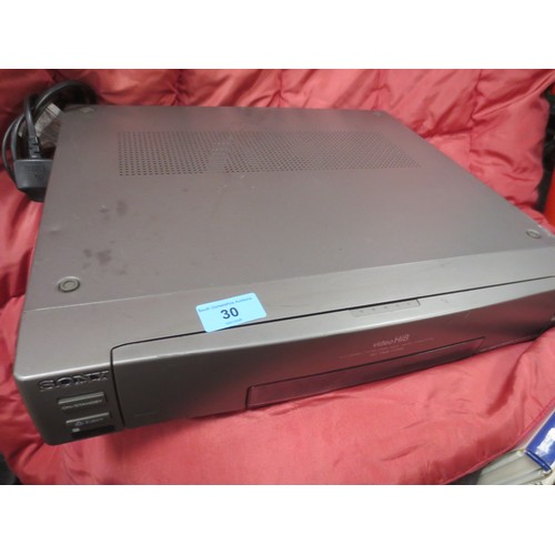 30 - A Sony EV-C2000E Video 8/Hi 8 VCR